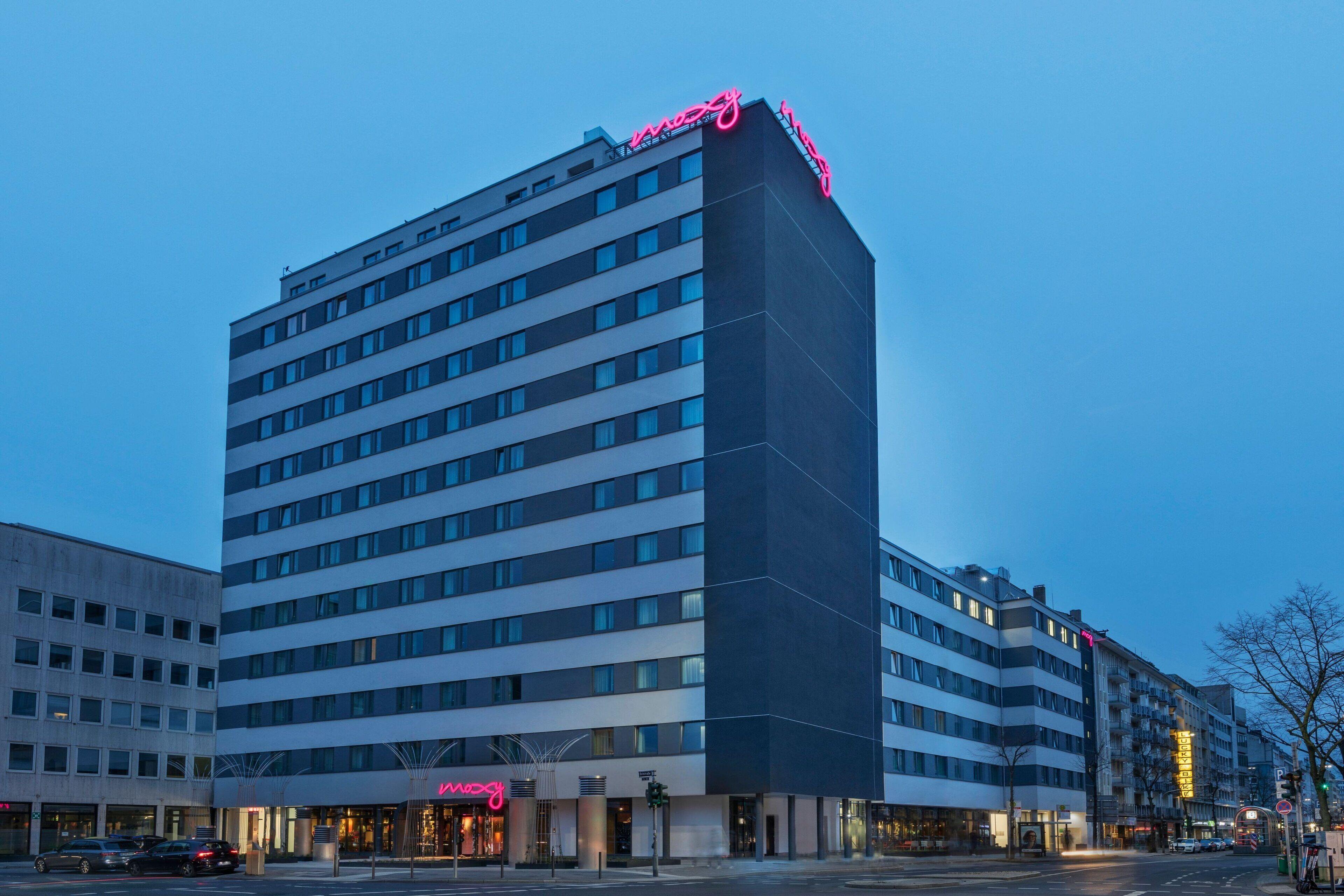 Moxy Duesseldorf City — Photos 2